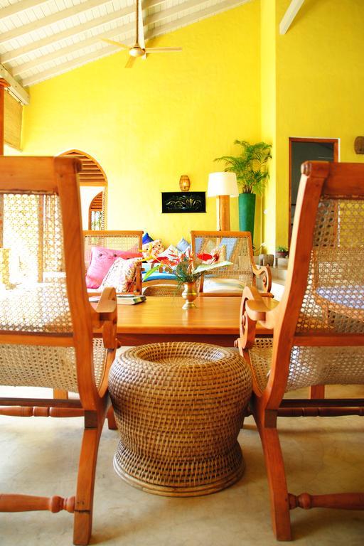 Khomba Beach House Alankuda ภายนอก รูปภาพ